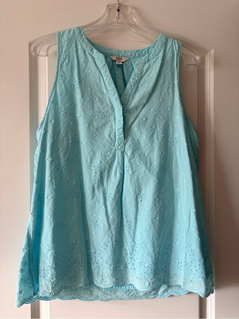 crown & ivy Aqua Eyelet Sleeveless Tunic Top